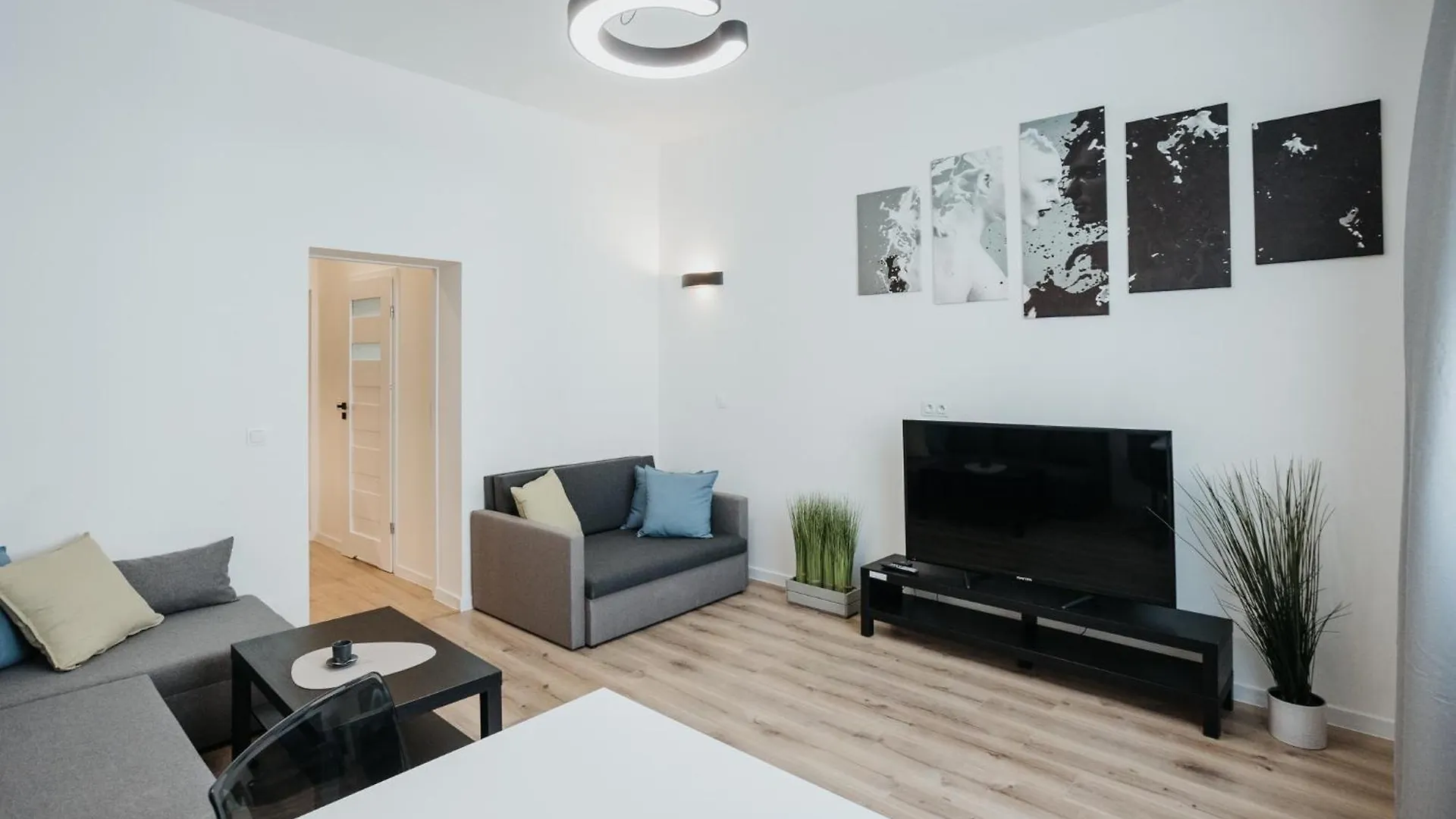 Rose Historic Podgorze Stay In City Center Krakow Poland